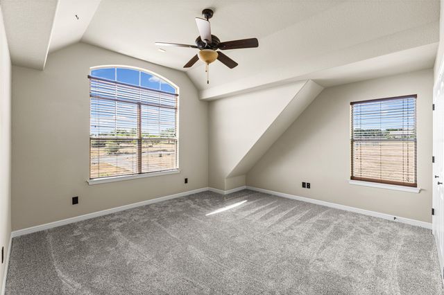 2407 Wills Way Drive, Granbury, TX 76049