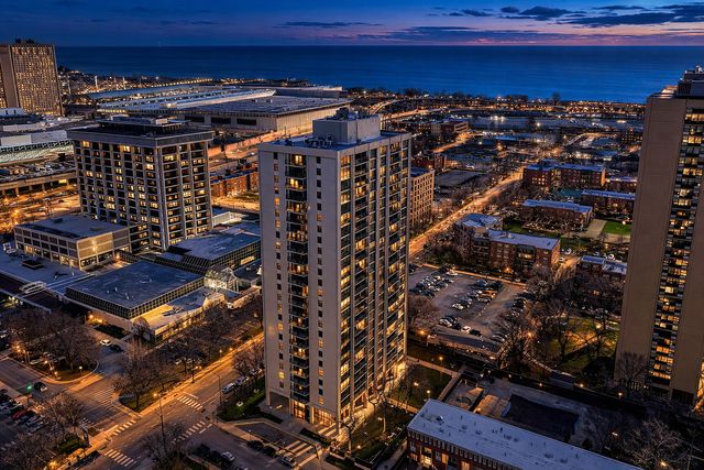 2605 S Indiana Avenue 301, Chicago, IL 60616