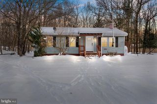 10 WHITE BIRCH WAY, Albrightsville, PA 18210