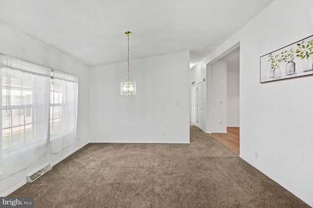 8 WILLIAMS WAY, Sellersville, PA 18960