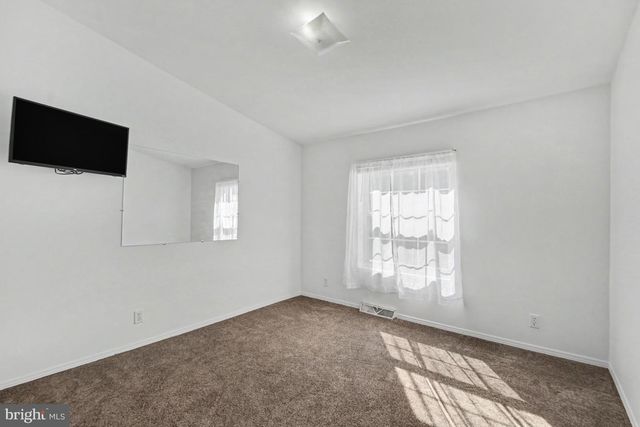 8 WILLIAMS WAY, Sellersville, PA 18960