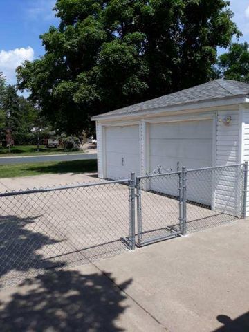 12061 Crooked Lake Boulevard NW, Coon Rapids, MN 55433