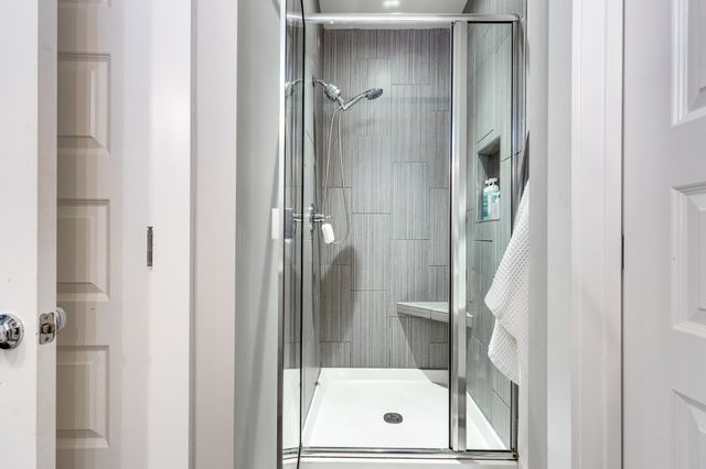 761 Cottage Park Dr, Nashville, TN 37207