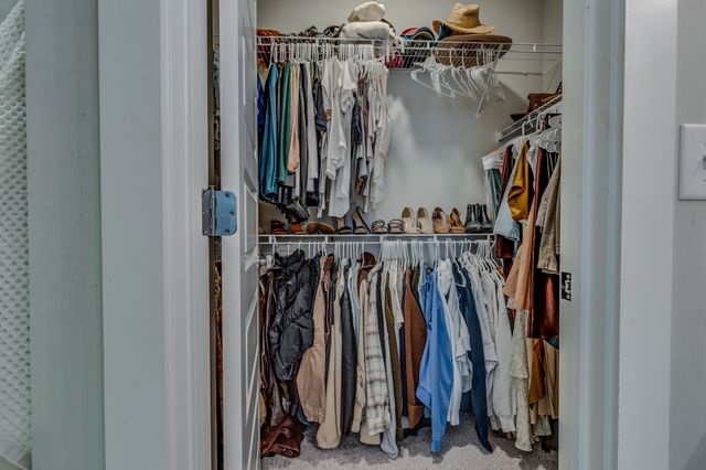 761 Cottage Park Dr, Nashville, TN 37207