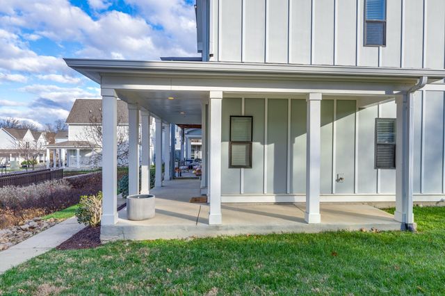 761 Cottage Park Dr, Nashville, TN 37207