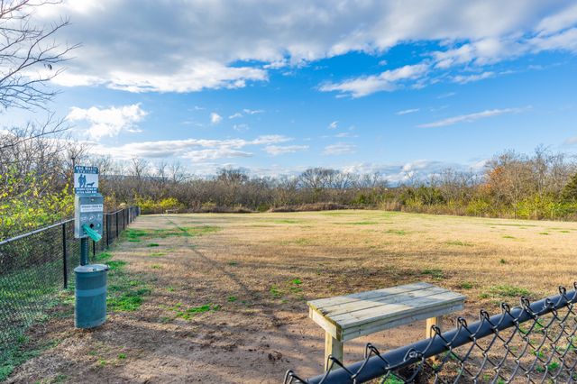 761 Cottage Park Dr, Nashville, TN 37207