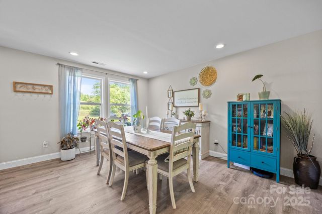 458 Summer Road, Hendersonville, NC 28792