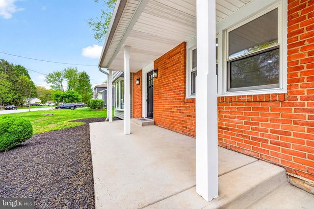 2518 DARTMOUTH WOODS RD, Wilmington, DE 19810