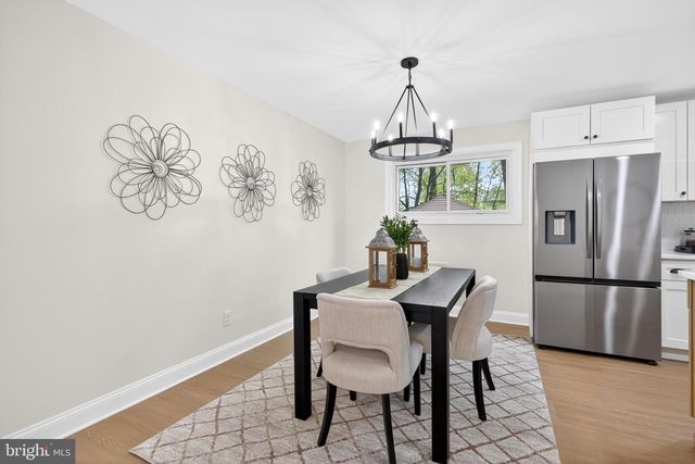 2518 DARTMOUTH WOODS RD, Wilmington, DE 19810