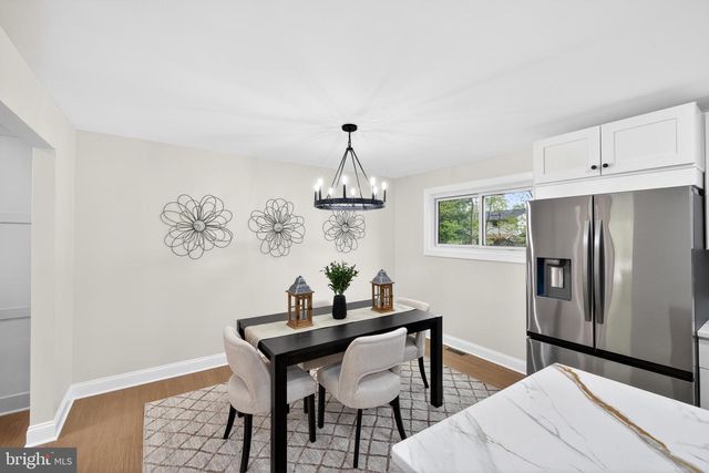 2518 DARTMOUTH WOODS RD, Wilmington, DE 19810
