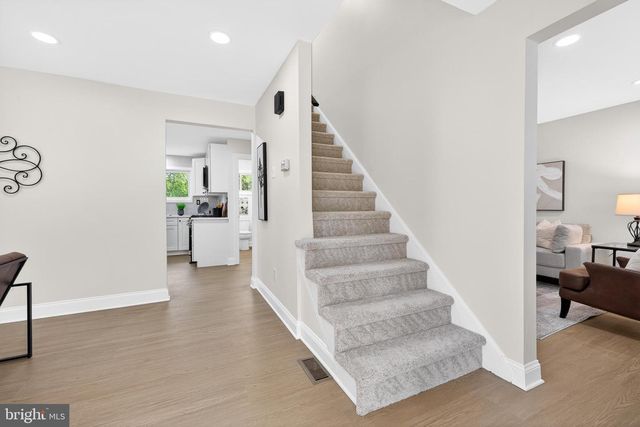 2518 DARTMOUTH WOODS RD, Wilmington, DE 19810