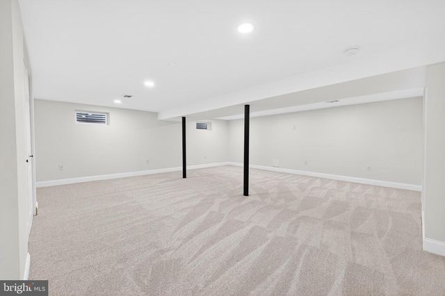 2518 DARTMOUTH WOODS RD, Wilmington, DE 19810