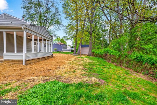 2518 DARTMOUTH WOODS RD, Wilmington, DE 19810