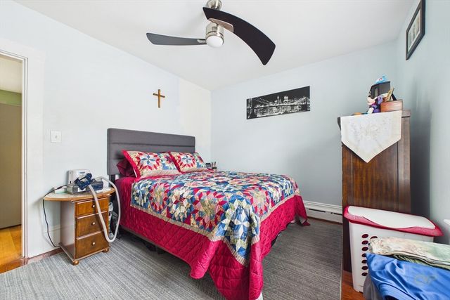 21 Sycamore St, Fairhaven, MA 02719