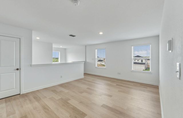 559 Kapok ST, Buda, TX 76610