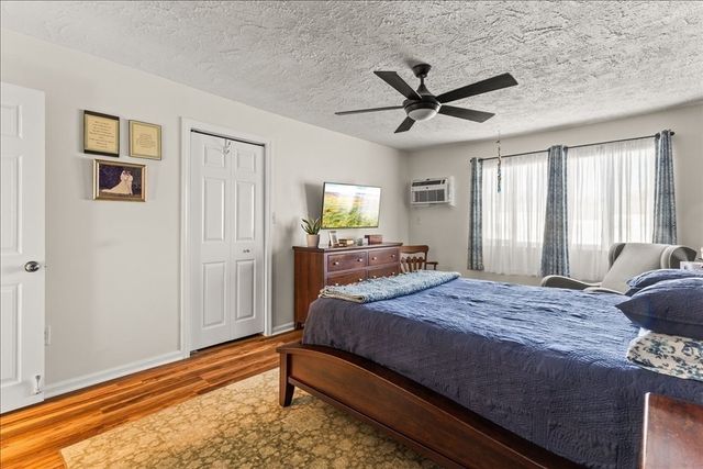 168 Hart St 23, Taunton, MA 02780