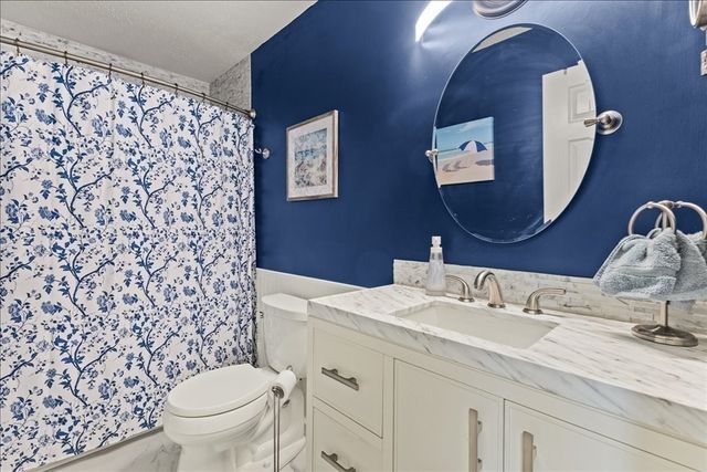 168 Hart St 23, Taunton, MA 02780