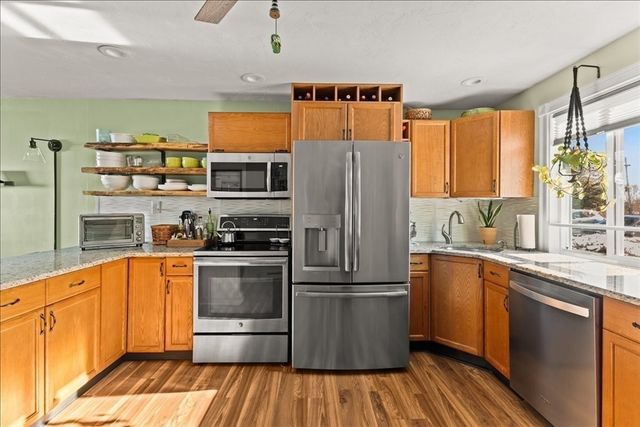 168 Hart St 23, Taunton, MA 02780