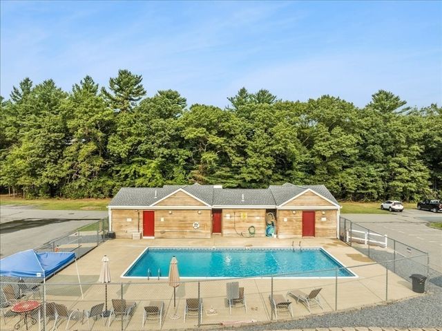 168 Hart St 23, Taunton, MA 02780