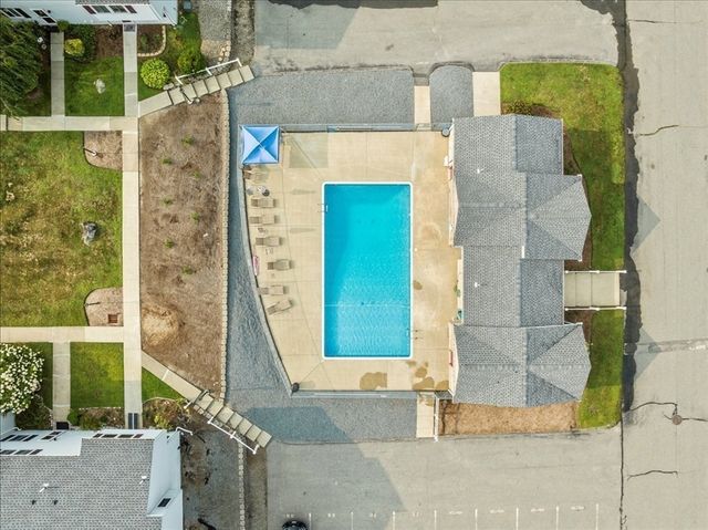 168 Hart St 23, Taunton, MA 02780