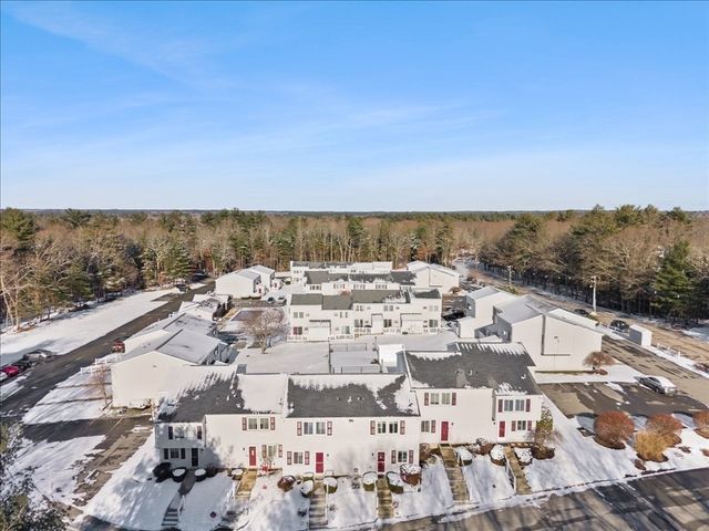 168 Hart St 23, Taunton, MA 02780