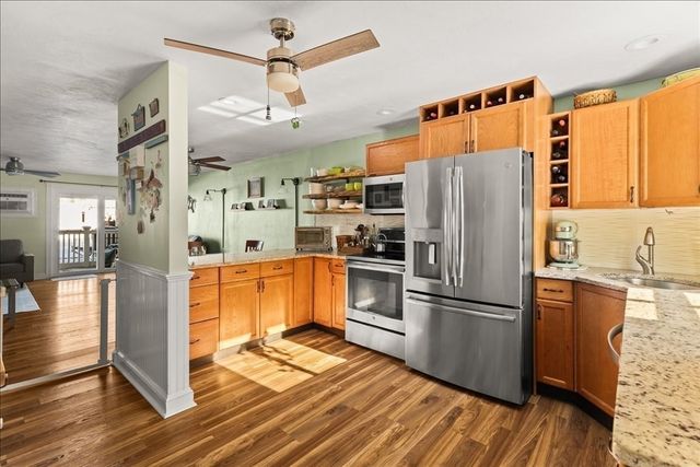 168 Hart St 23, Taunton, MA 02780