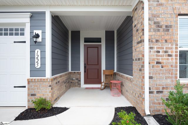 1225 Fiddletree Lane, Woodruff, SC 29388