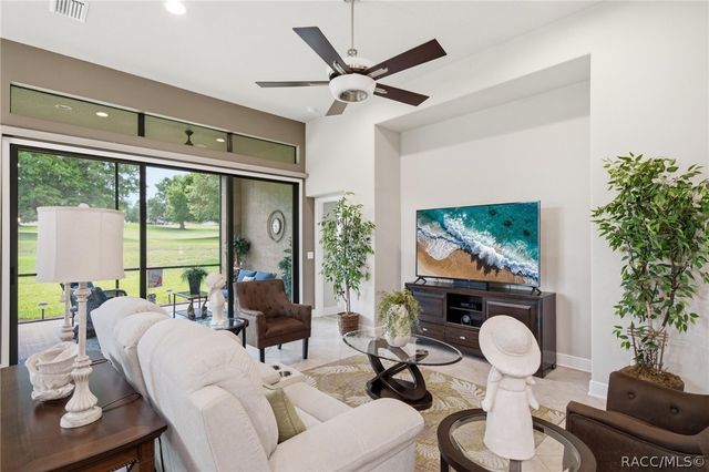 1540 W Caroline Path, Lecanto, FL 34461