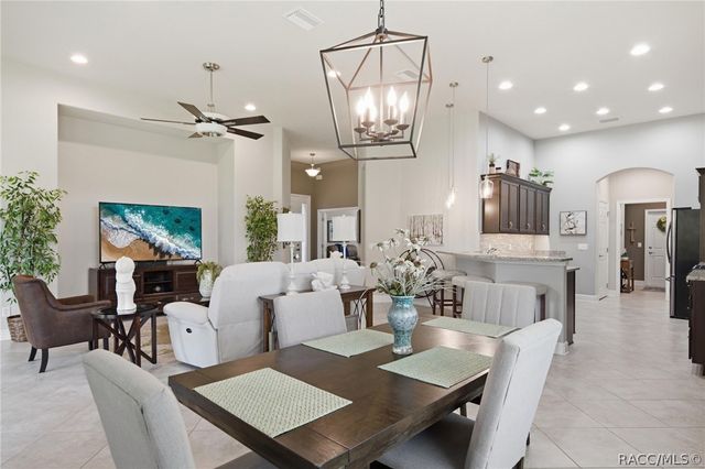1540 W Caroline Path, Lecanto, FL 34461