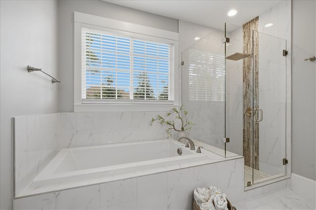 126 Na Lin Way, Anderson, SC 29621