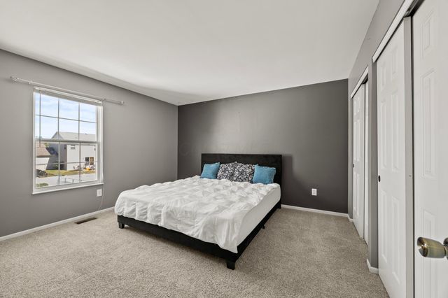 4462 Alameda Drive, Grove City, OH 43123