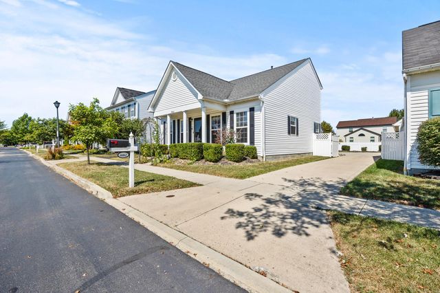 4462 Alameda Drive, Grove City, OH 43123