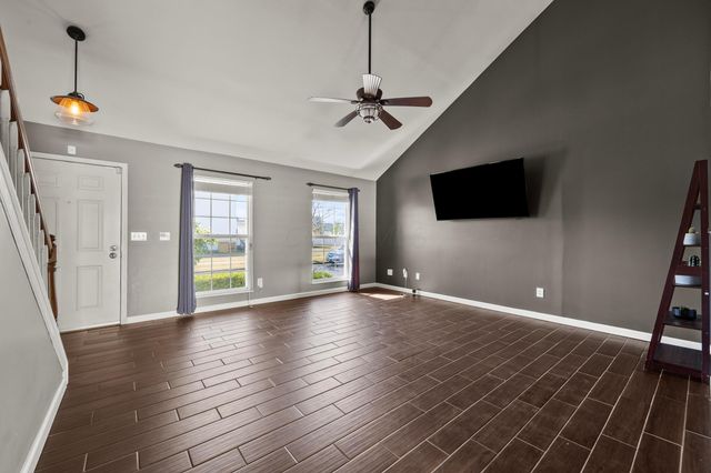 4462 Alameda Drive, Grove City, OH 43123