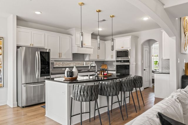 414 Frontier Court, Midlothian, TX 76065