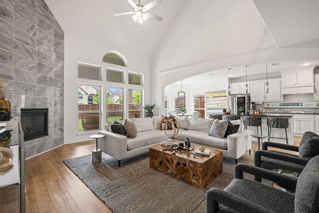 414 Frontier Court, Midlothian, TX 76065