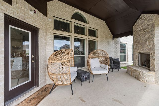 414 Frontier Court, Midlothian, TX 76065