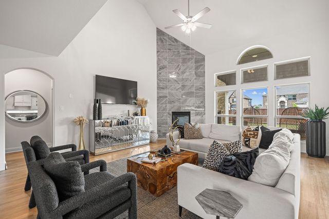 414 Frontier Court, Midlothian, TX 76065