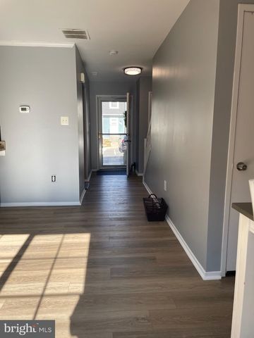 18717 PIKEVIEW DR, Germantown, MD 20874