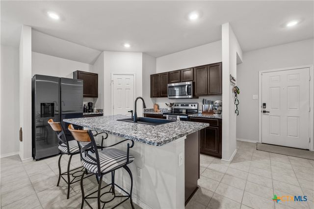 583 Taggart Trail, Jarrell, TX 76537