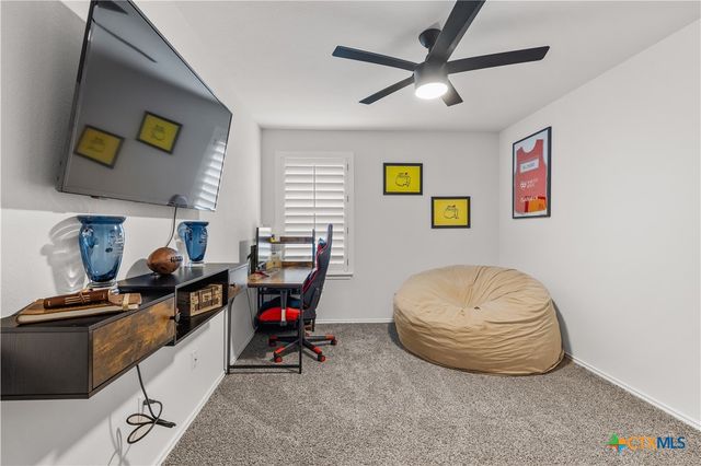 583 Taggart Trail, Jarrell, TX 76537