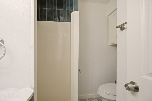 908 Isbell Road D, Fort Worth, TX 76114