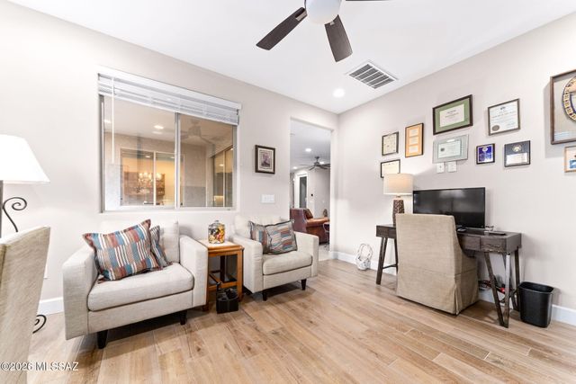 5660 S Wind Cave Trail, Tucson, AZ 85747