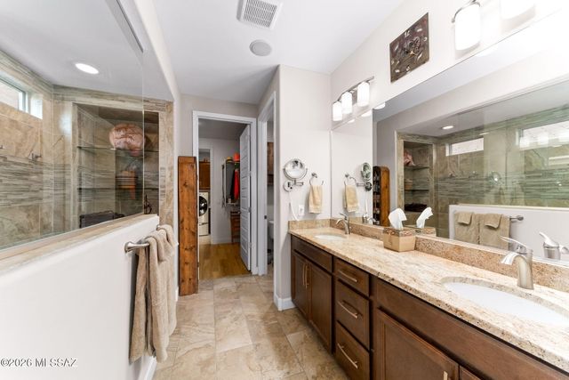 5660 S Wind Cave Trail, Tucson, AZ 85747