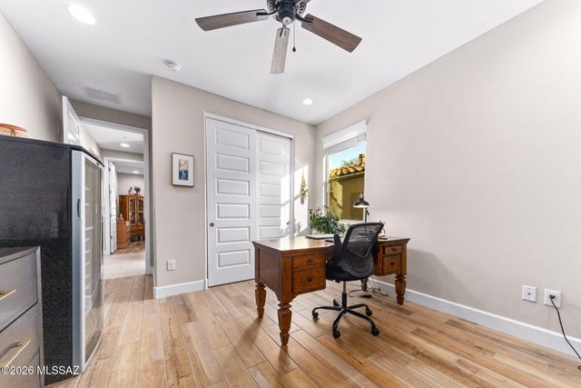 5660 S Wind Cave Trail, Tucson, AZ 85747