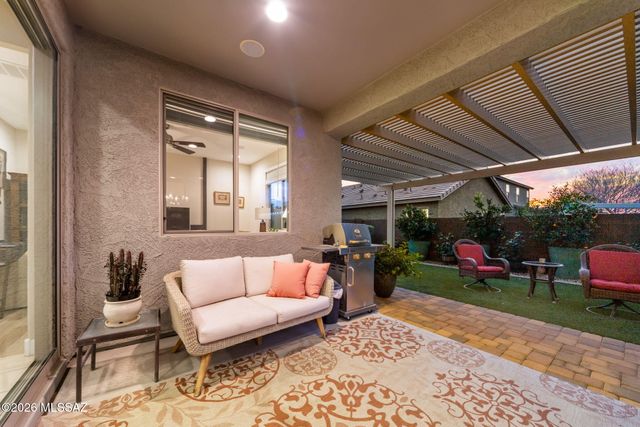 5660 S Wind Cave Trail, Tucson, AZ 85747