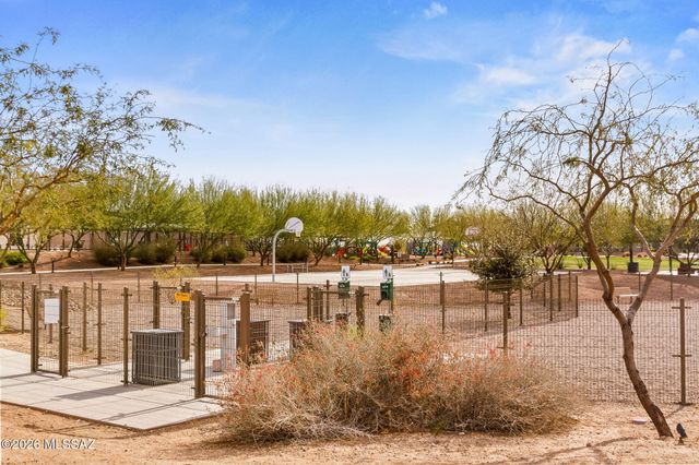 5660 S Wind Cave Trail, Tucson, AZ 85747
