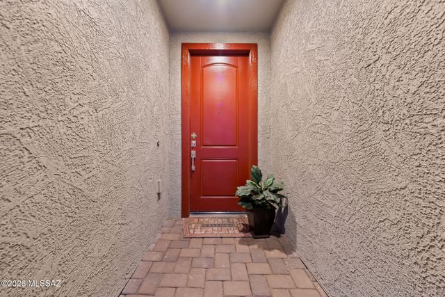 5660 S Wind Cave Trail, Tucson, AZ 85747