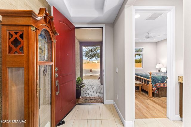 5660 S Wind Cave Trail, Tucson, AZ 85747