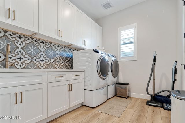 4630 S FERRIC --, Mesa, AZ 85212