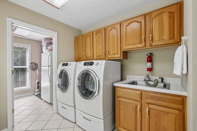 9670 Coles Ferry Pike, Lebanon, TN 37087